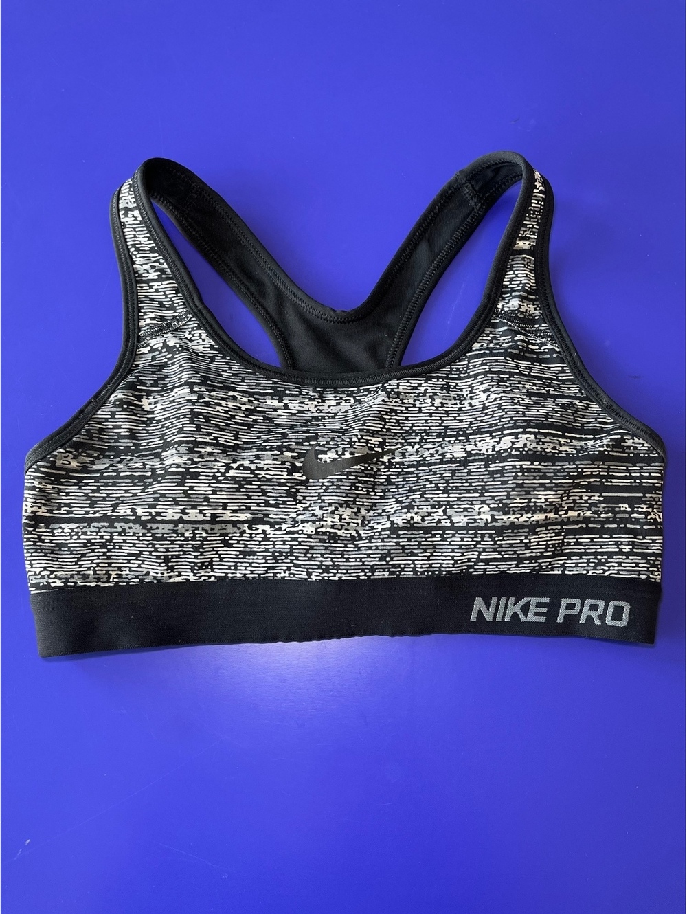 Nike Pro Black and White Patterned Sports Bra with Dri-FIT Technology sz XS